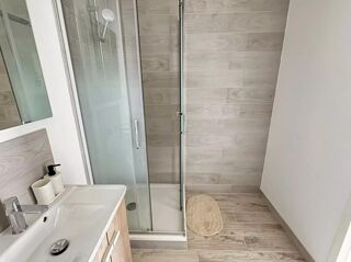  Immeuble � vendre 8 pi�ces 244 m�