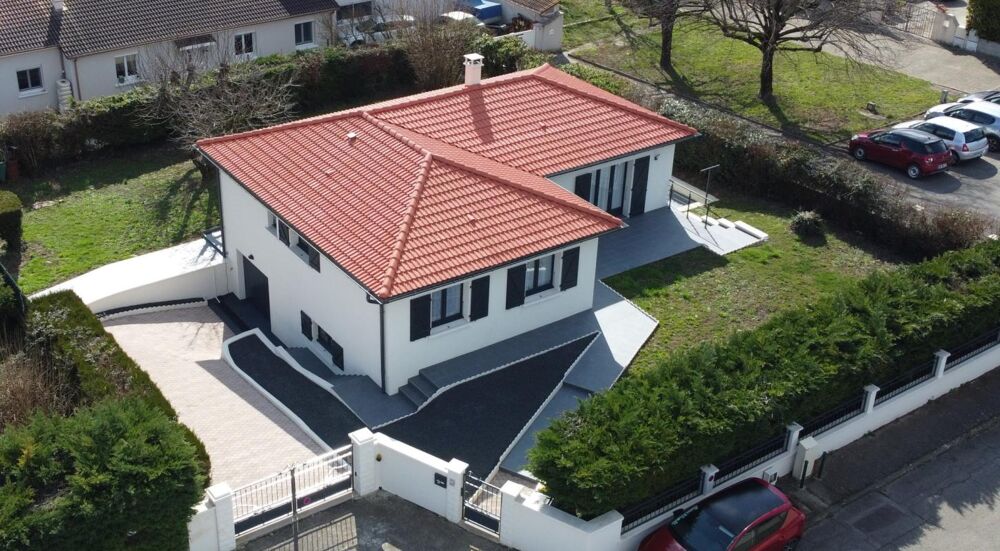 Vente Maison COMMUNAY   Maison entièrement rénovée avec studio indépendan Communay