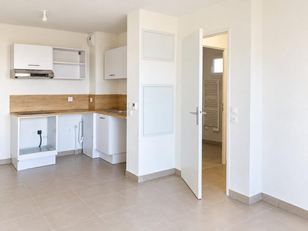 Location Appartement T2 avec parking et balcon à MONTPELLIER Montpellier