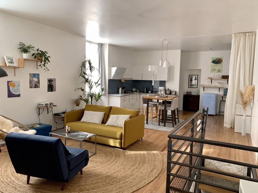 Maison de ville rénovée T3 avec garage