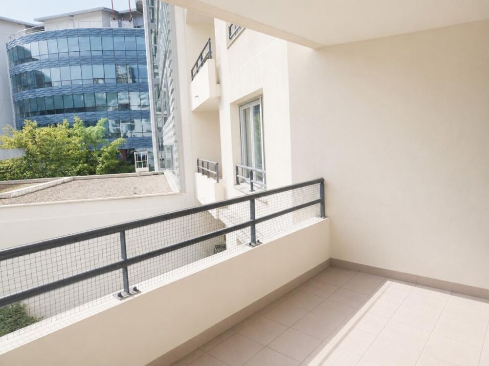 T3 avec balcon et garage à LYON 9