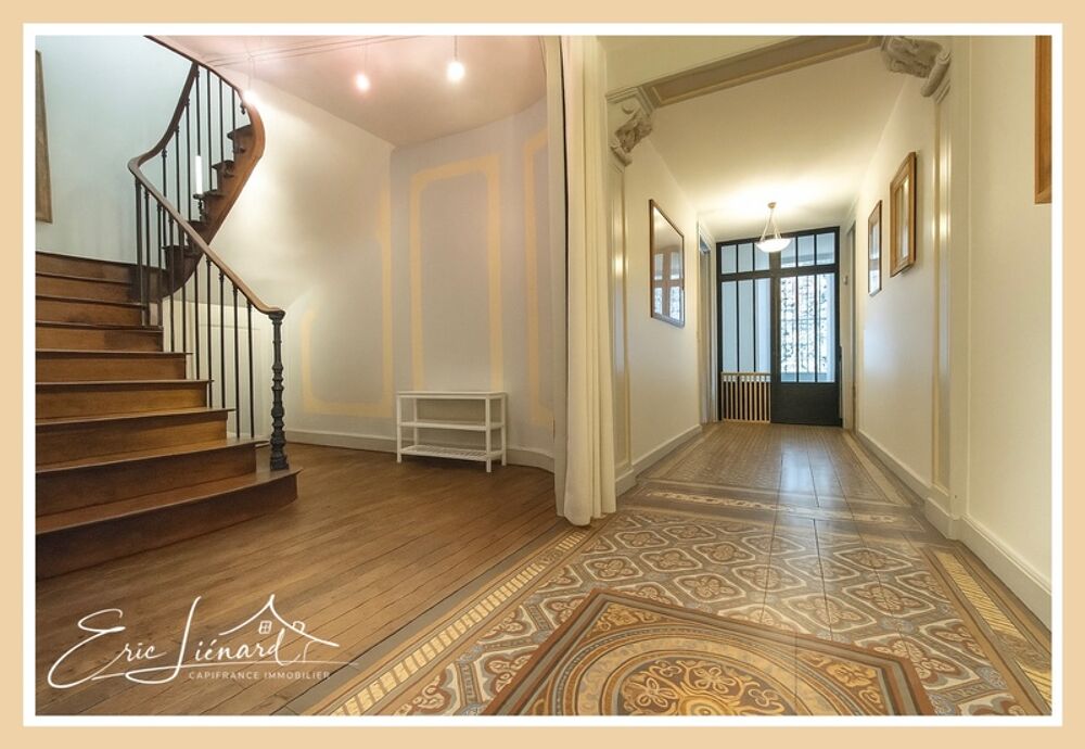 à vendre SAINT MAIXENT L'ECOLE (79) propriété P12 de 446 m² - Terrain de 2 152 m²