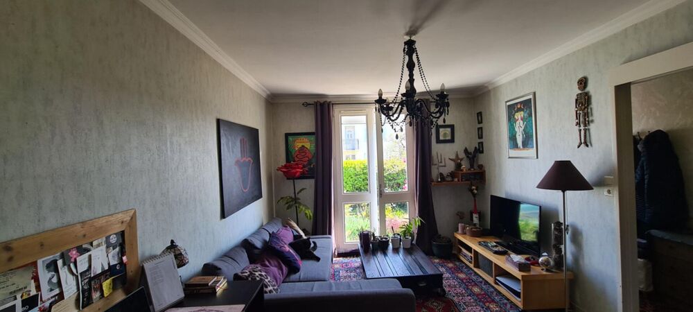 Maison Clisson 5 P . 3 Chs . Bureau . 81.29 M² . T 377 M² . Terrasse . Garage