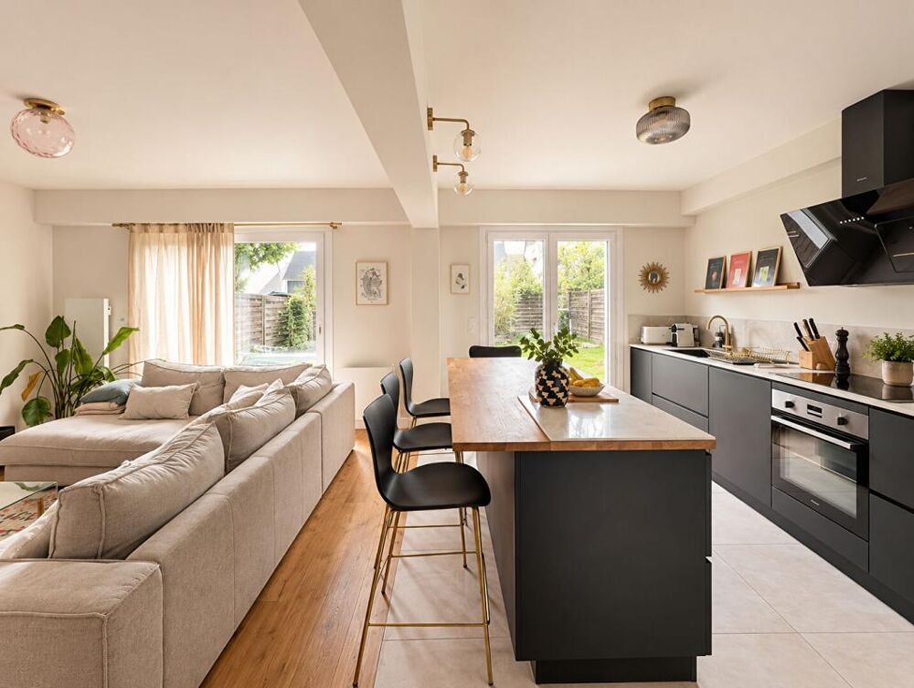 Vente Maison Maison familiale rénovée avec jardin et garage Centre de Sainte-Luce-sur-Loire Sainte luce sur loire