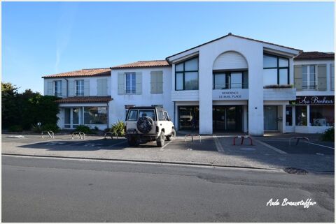 Local/bureau &agrave; vendre LA COUARDE SUR MER (17), local commercial premium 400000 17670 La couarde sur mer