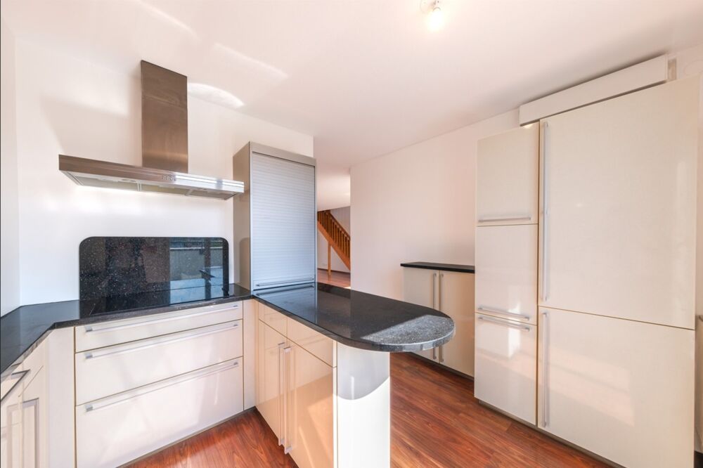 RARE DIJON SUPERBE APPARTEMENT T4 EN DUPLEX AU DERNIER ETAGE AVEC 3 TERRASSES
