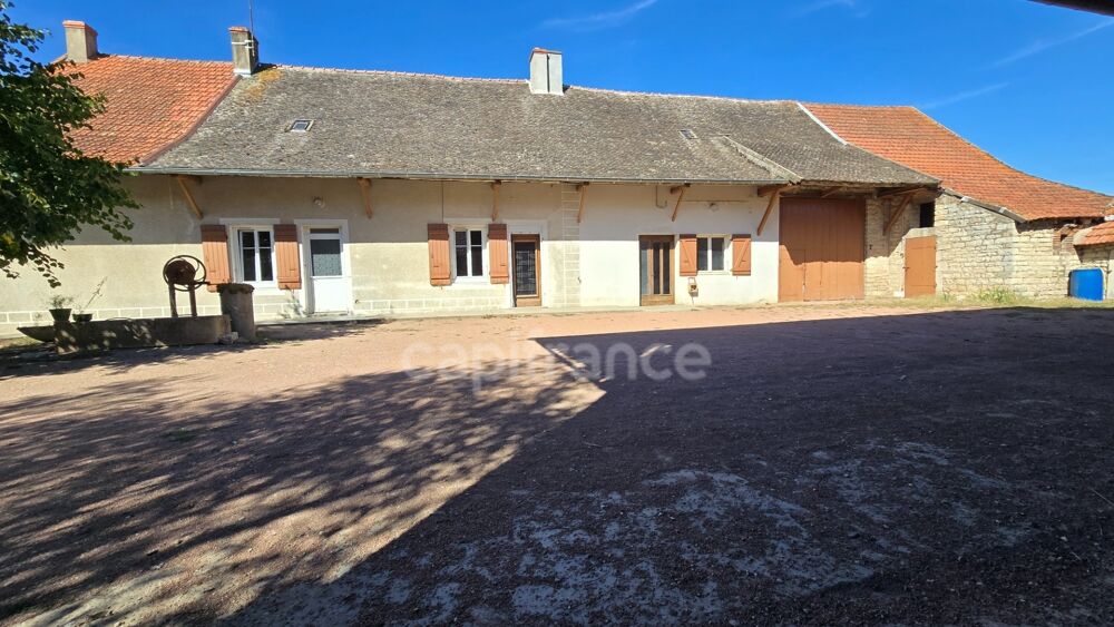 Vente Maison Maison en pierre de 139 m² avec dépendances- terrain de 2308 m² - Proche de Chalon-sur-Saône (Saône et Loire) Epervans