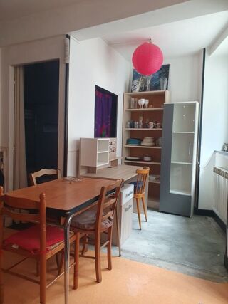  Appartement à louer 2 pièces 45 m²