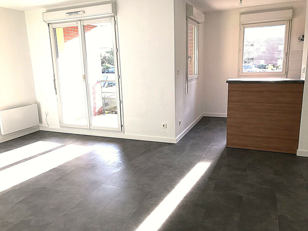 Vente Appartement Dpt Nord (59), à vendre CAMBRAI appartement T2 - 43 m² - RDC Cambrai