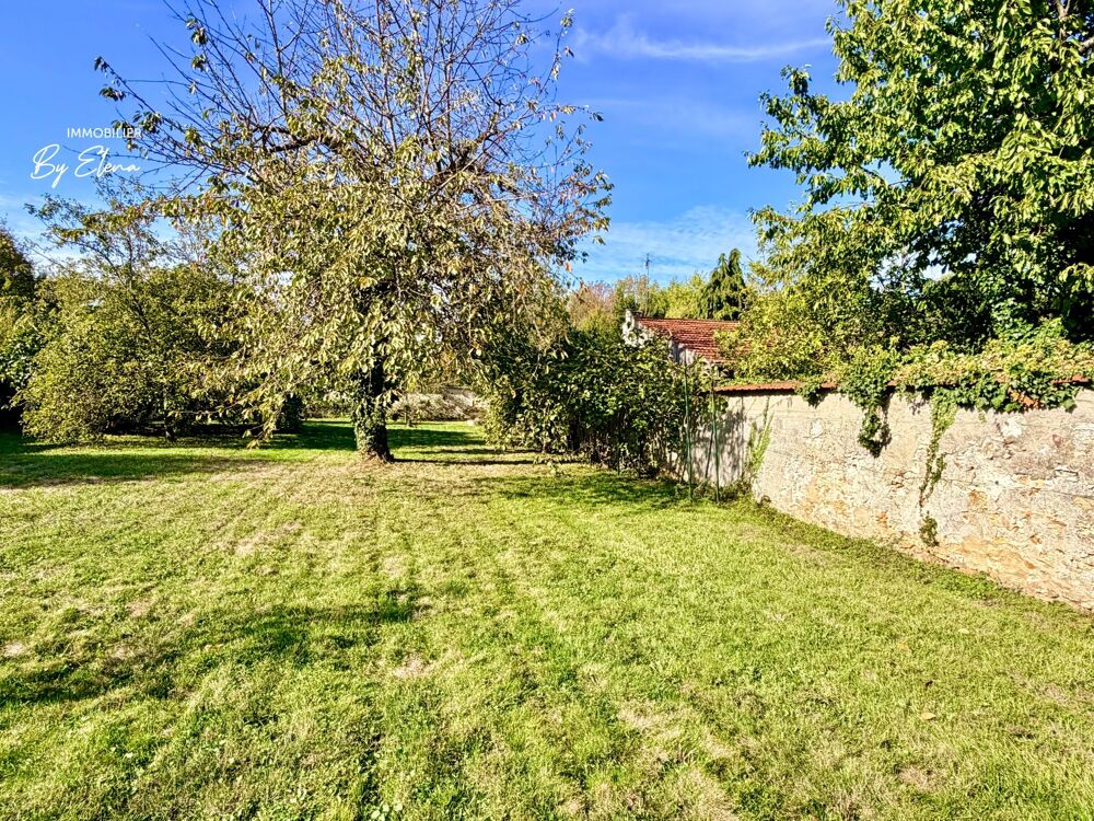 Vente Maison Maison – Torcy Village – 188 m² au sol, 270 m² utile, 5 ch, grand terrain, garage double, dépendances Torcy