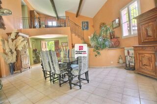  Maison � vendre 8 pi�ces 230 m�