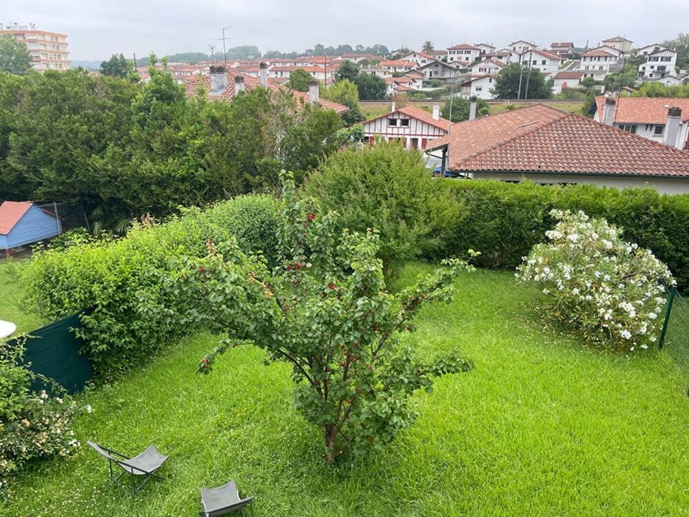 Ciboure, appartement rénové de 109m2 avec jardin et parking