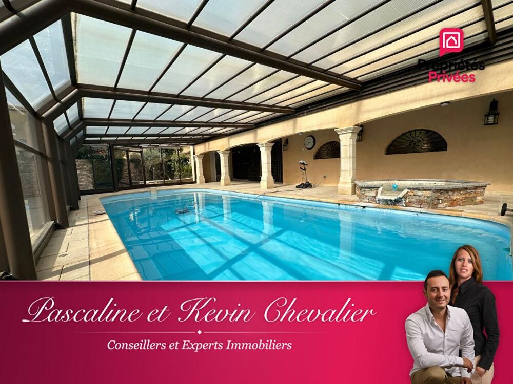Miramas - Maison familiale de plus de 300 m² avec piscine couverte, T3 indépendant et grand garage