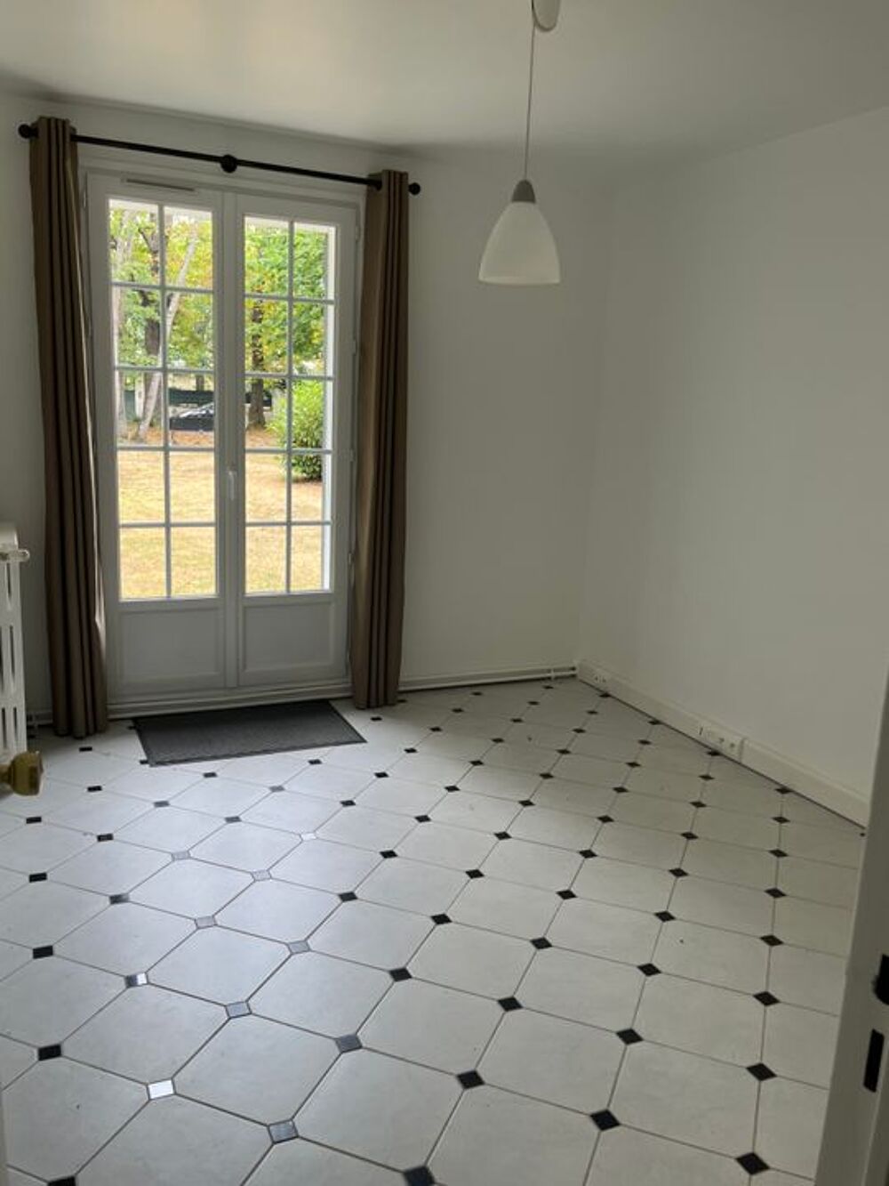 Location Maison Maison de 190m2 à louer sur Le Vésinet Le vesinet