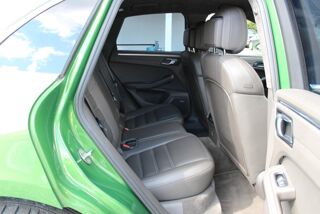 Macan Turbo – LED Jantes 21 Mamba Green Metallic 2e Main 2019 occasion 33000 Bordeaux