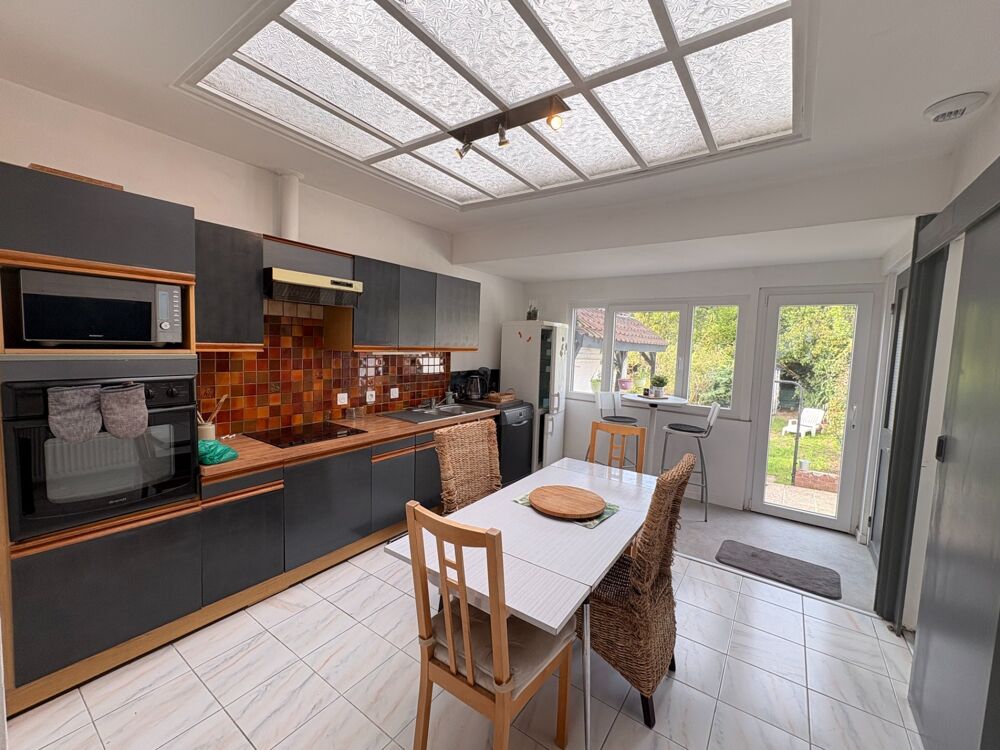 Vente Maison A vendre, jolie maison située à proximité de la place Alexandre Dumas à Lille Saint Maurice Lille