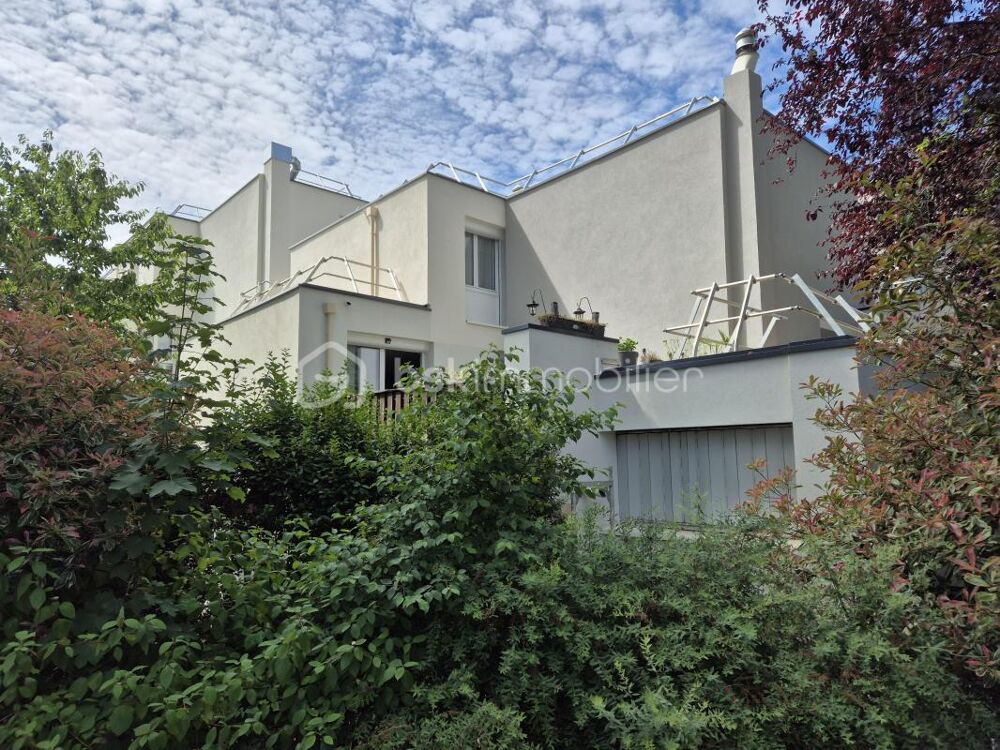 Grand appartement en triplex de 101 m2 avec grande terrasse !!