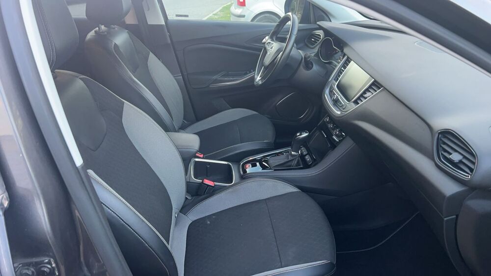 Grandland x 1.2 Turbo 130 EAT6 Innovation 2018 occasion 13140 Miramas