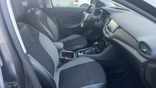 Grandland x 1.2 Turbo 130 EAT6 Innovation 2018 occasion 13140 Miramas