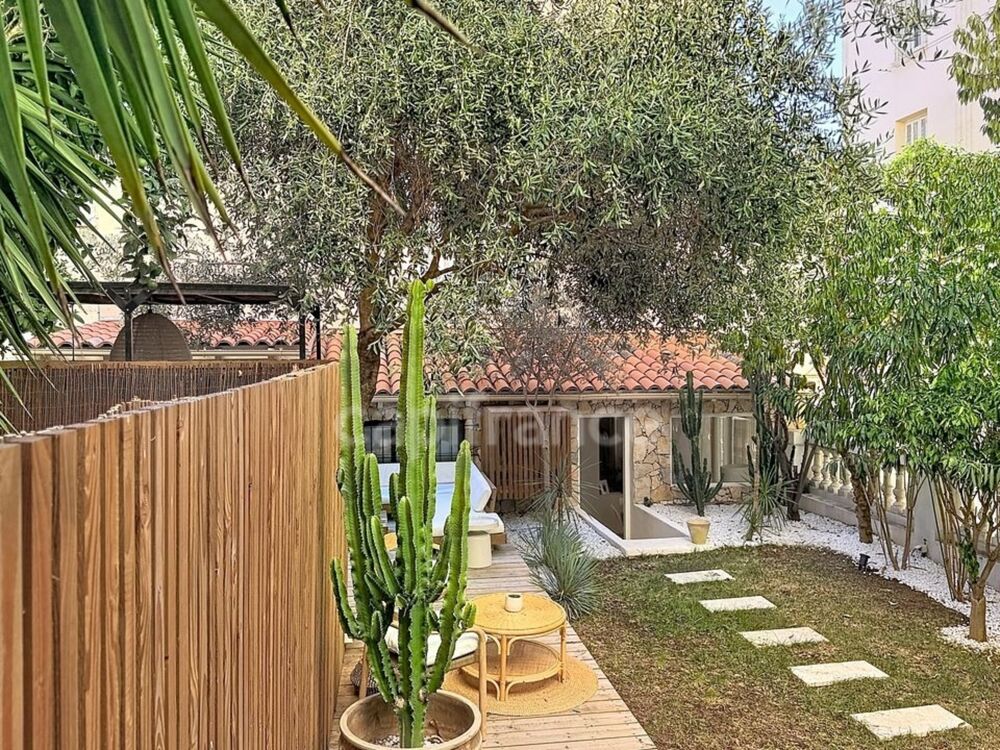 à vendre  Appartement Ajaccio (20000)