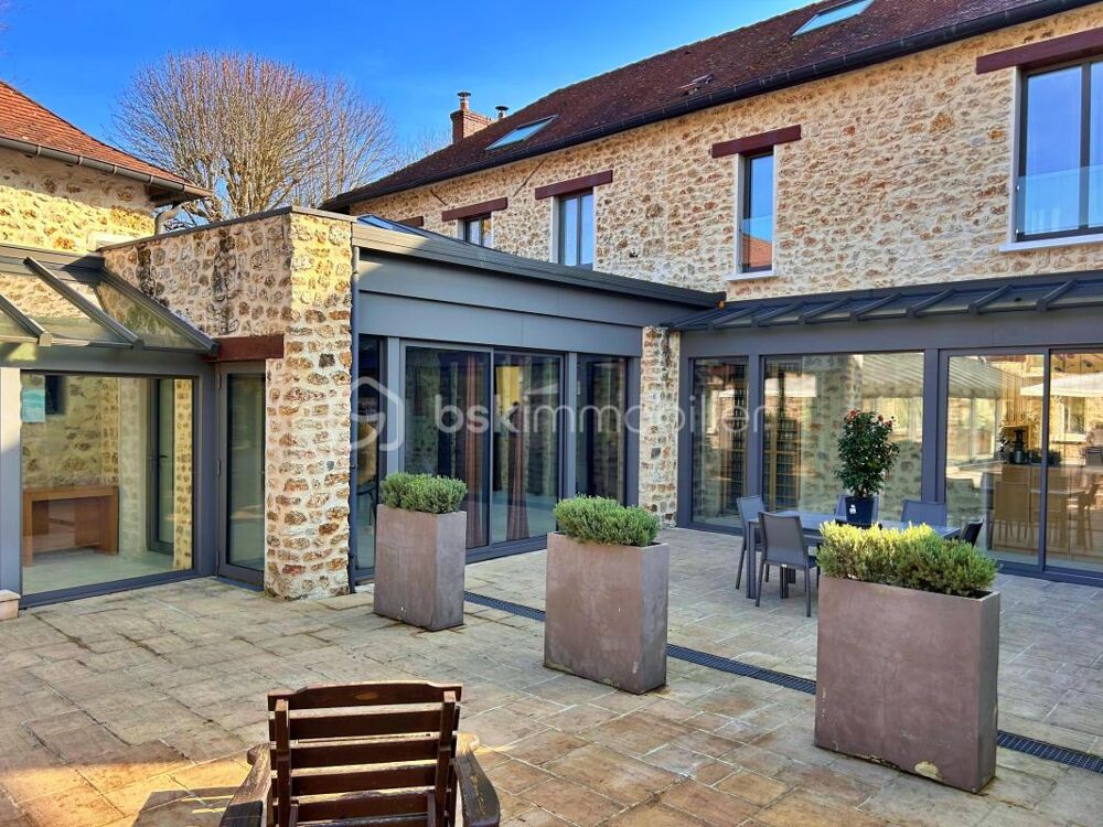  vendre  Proprit/chteau Senlisse (78720)