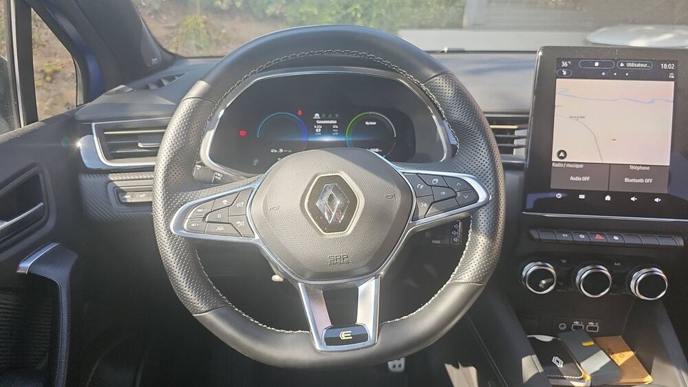 Captur 1.6 E-Tech Full Hybrid 160 BVA6 Engineered - Automatique 2024 occasion 85500 Les Herbiers