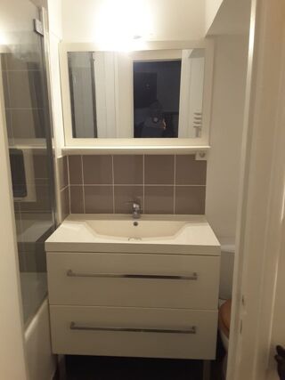  Appartement à louer 2 pièces 35 m²