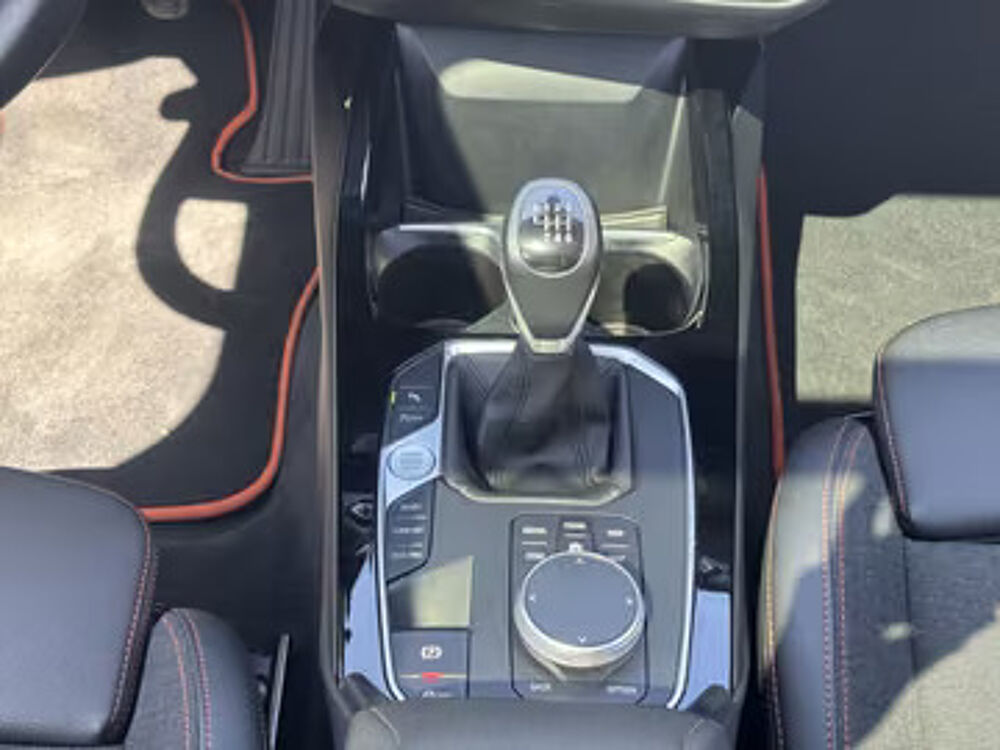 S&eacute;rie 1 118i Sport Line Matrix LED Virtual Cockpit Navi Pano SHZ 2022 occasion 33000 Bordeaux