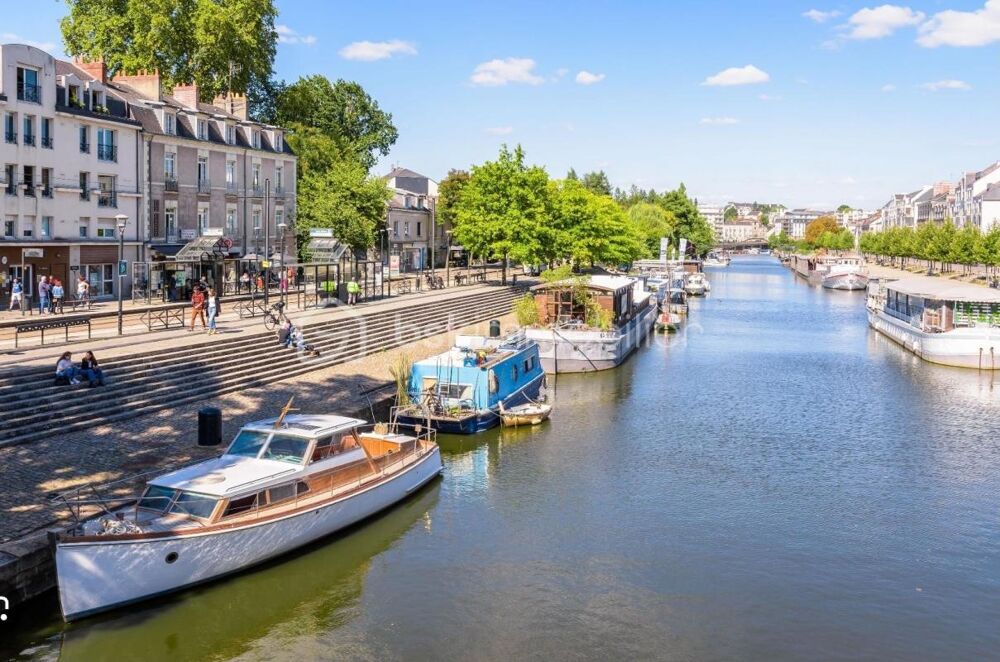Appartement T4 de 74 M2 à NANTES avec un garage et une cave