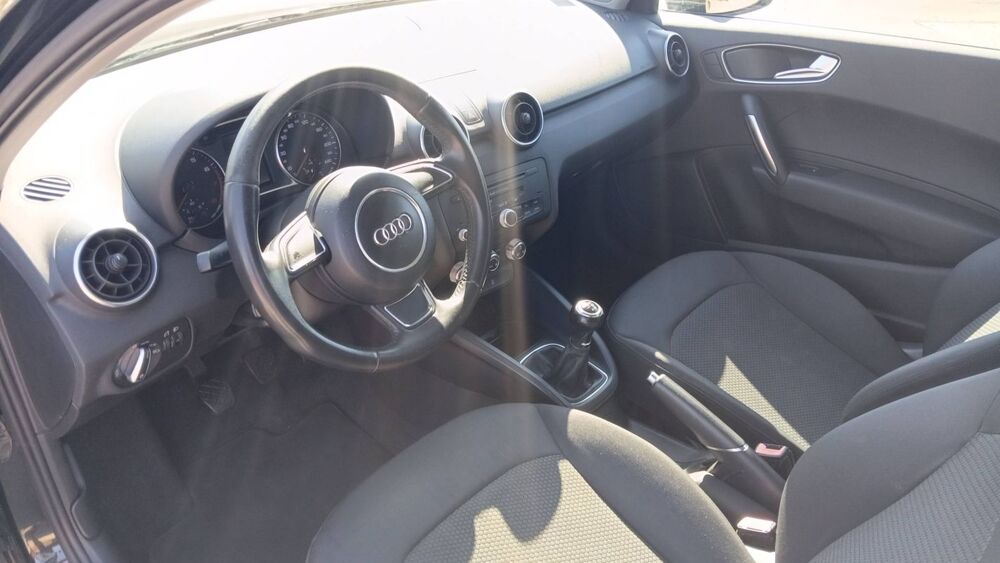 A1 1.2 TFSI 86 Ambition 2013 occasion 20000 Ajaccio