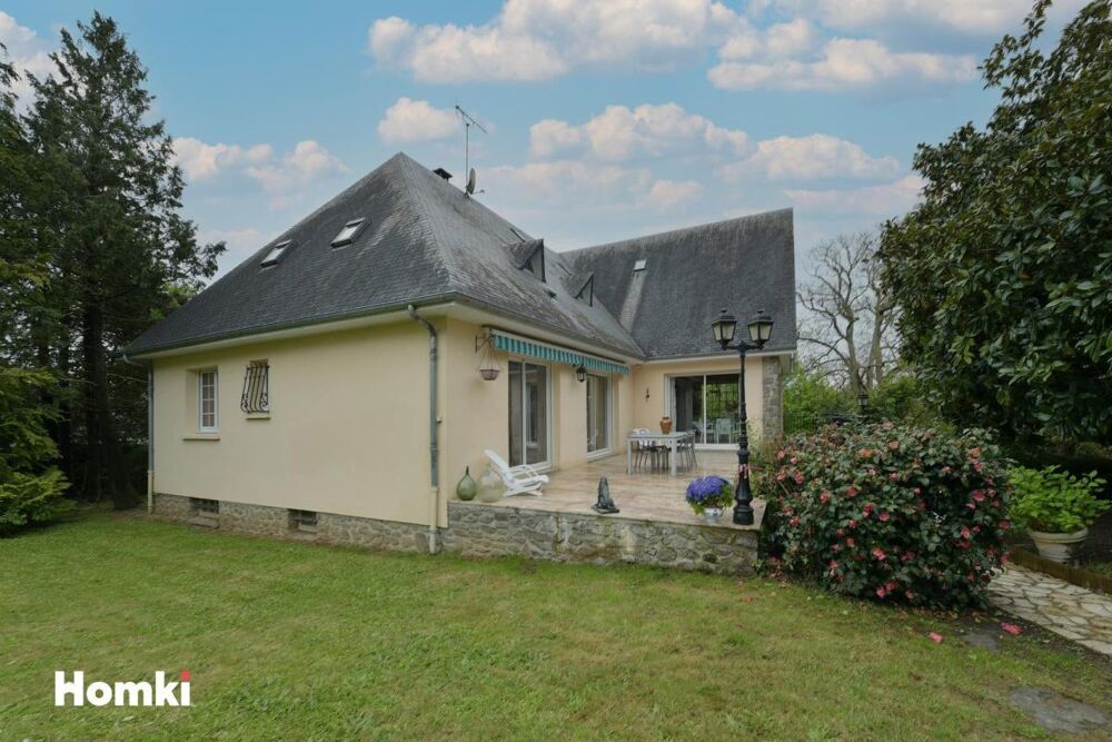 Vente Maison Maison/Villa T9 de 257 m² à Mayenne 53100 Mayenne