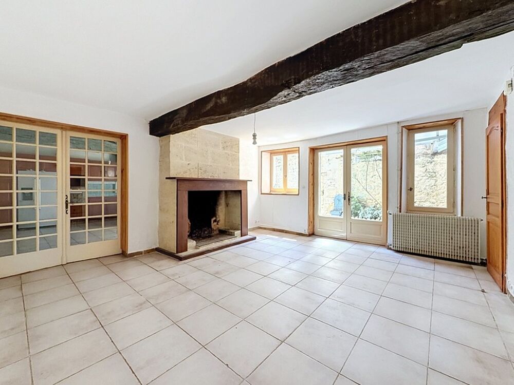 Vente Maison Maison de caractère avec éléments médiévaux – 241 m² – 6 chambres – Cour et terrasse – Centre historique Sainte foy la grande