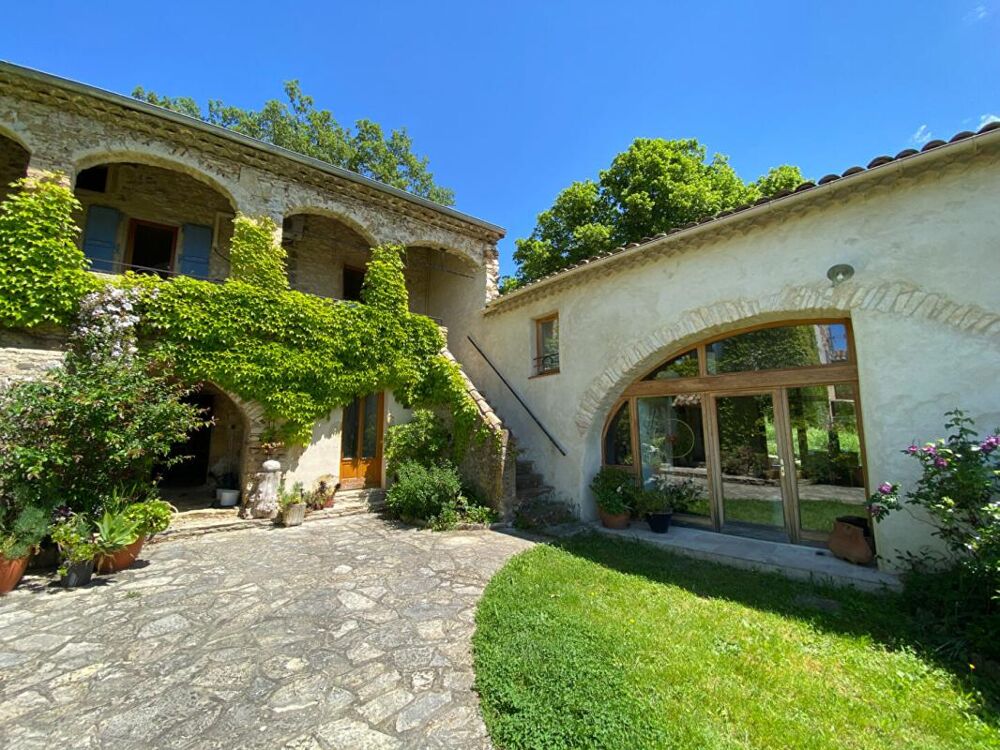 Maison + 3 gîtes 11 pièces 330 m2