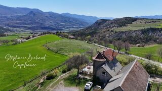 Propriété/château à vendre 9 pièces 221 m²