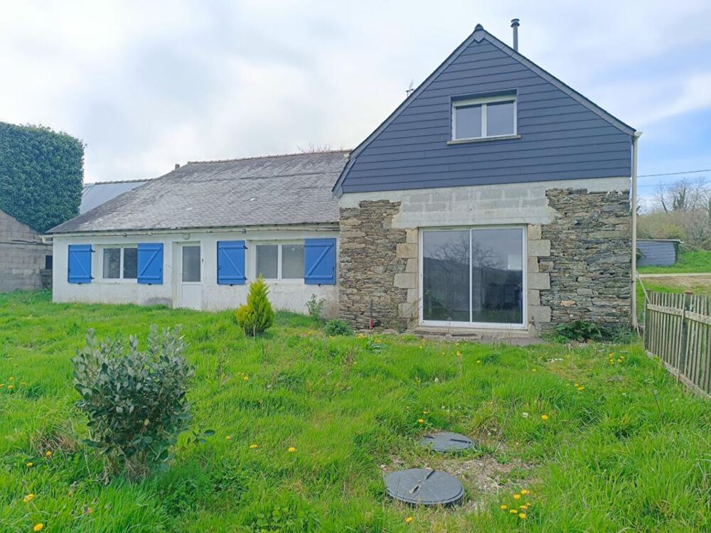 29520 Laz maison en partie restaurée avec 5 chambres 2 grandes pièces de 26 m² et 46 m²