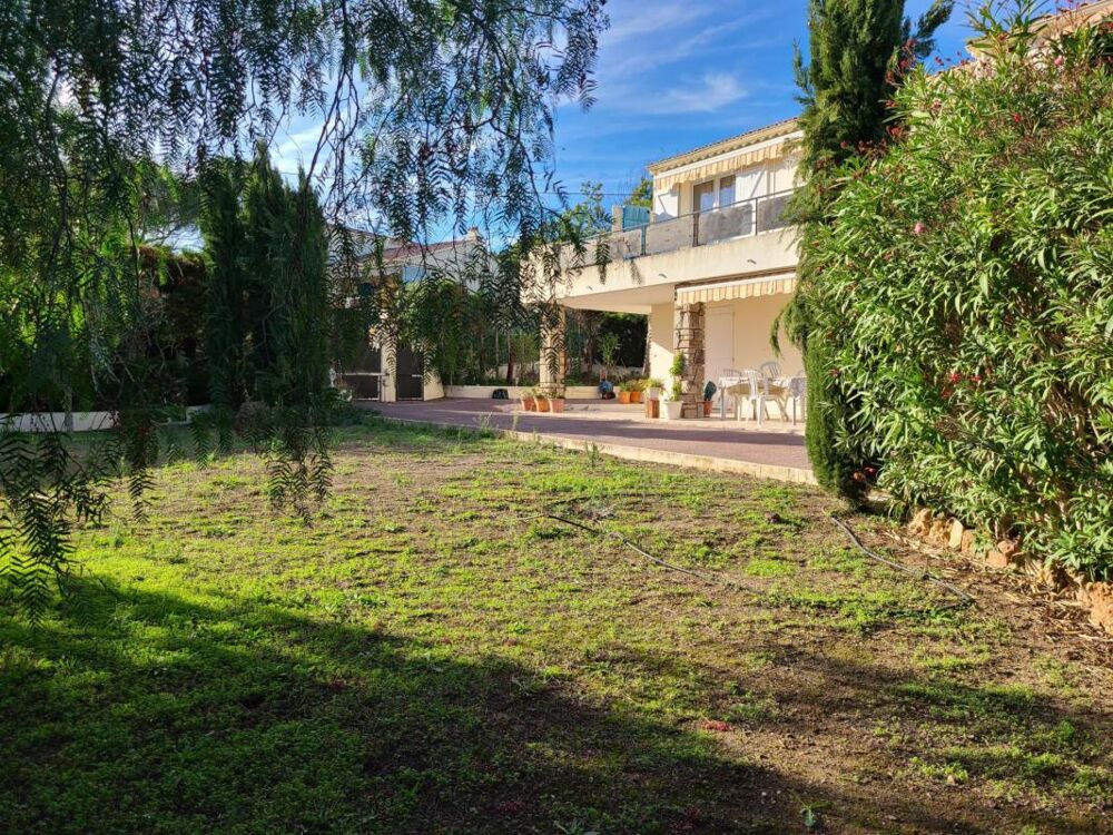 à vendre  Villa Saint-Raphaël (83700)