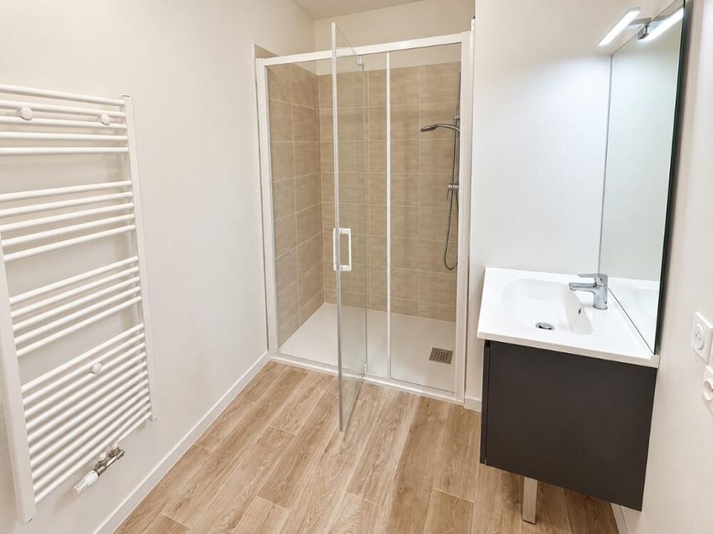 Location Appartement T3 avec terrasse et parking à LORMONT Lormont