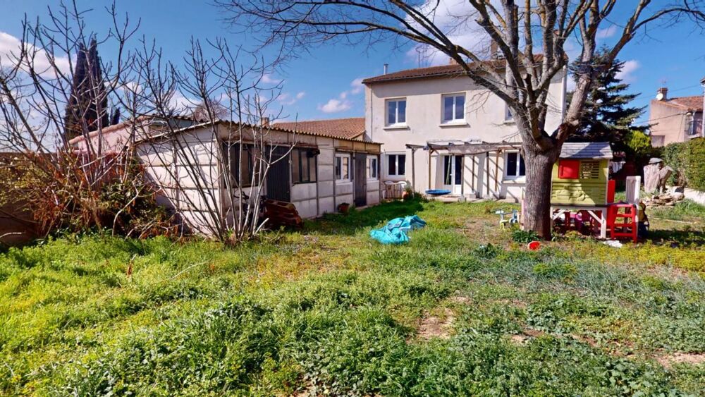 Spacieuse maison familiale avec jardin à Carcassonne