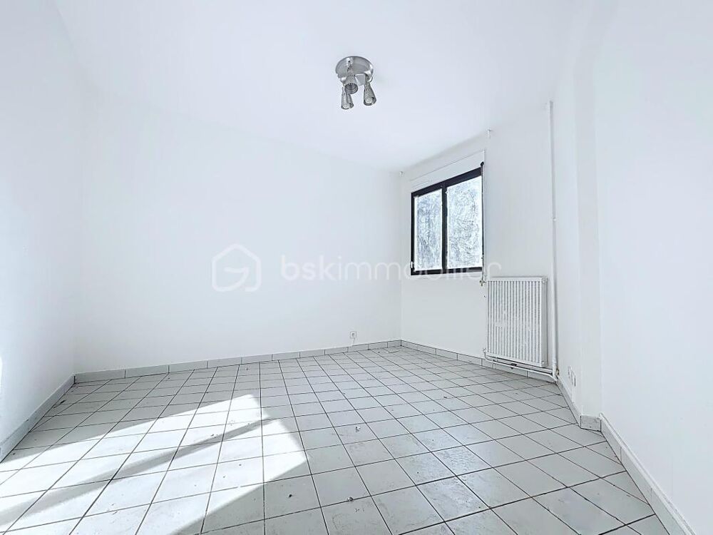 Vente Appartement Appartement 5 pièces de 101 m² avec terrasse – Échirolles Echirolles