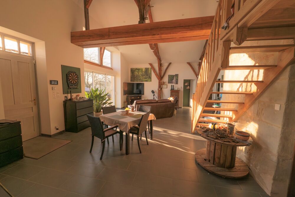 Belle Maison de caractère en pierre avec piscine et terrain de 7.5 ha - Proche de Castillonnès (47)