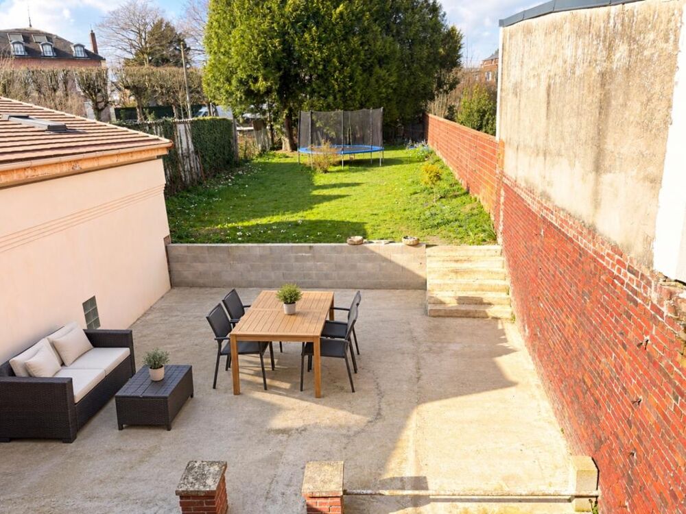 Vente Maison Maison familiale 6 chambres, jardin, garage + duplex loué 600 €/mois Centre de Saint-Just-en-Chaussée (Oise) Saint just en chaussee