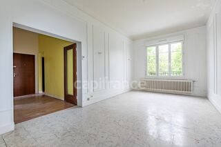  Immeuble � vendre 12 pi�ces 270 m�