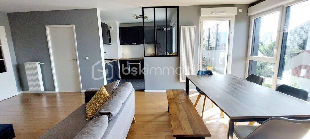 Bel appartement T4 de 89m² au 3e étage