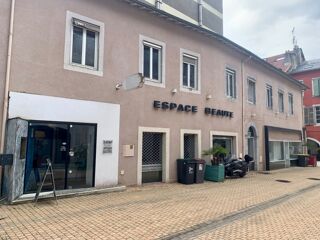  Immeuble � vendre 14 pi�ces 300 m�