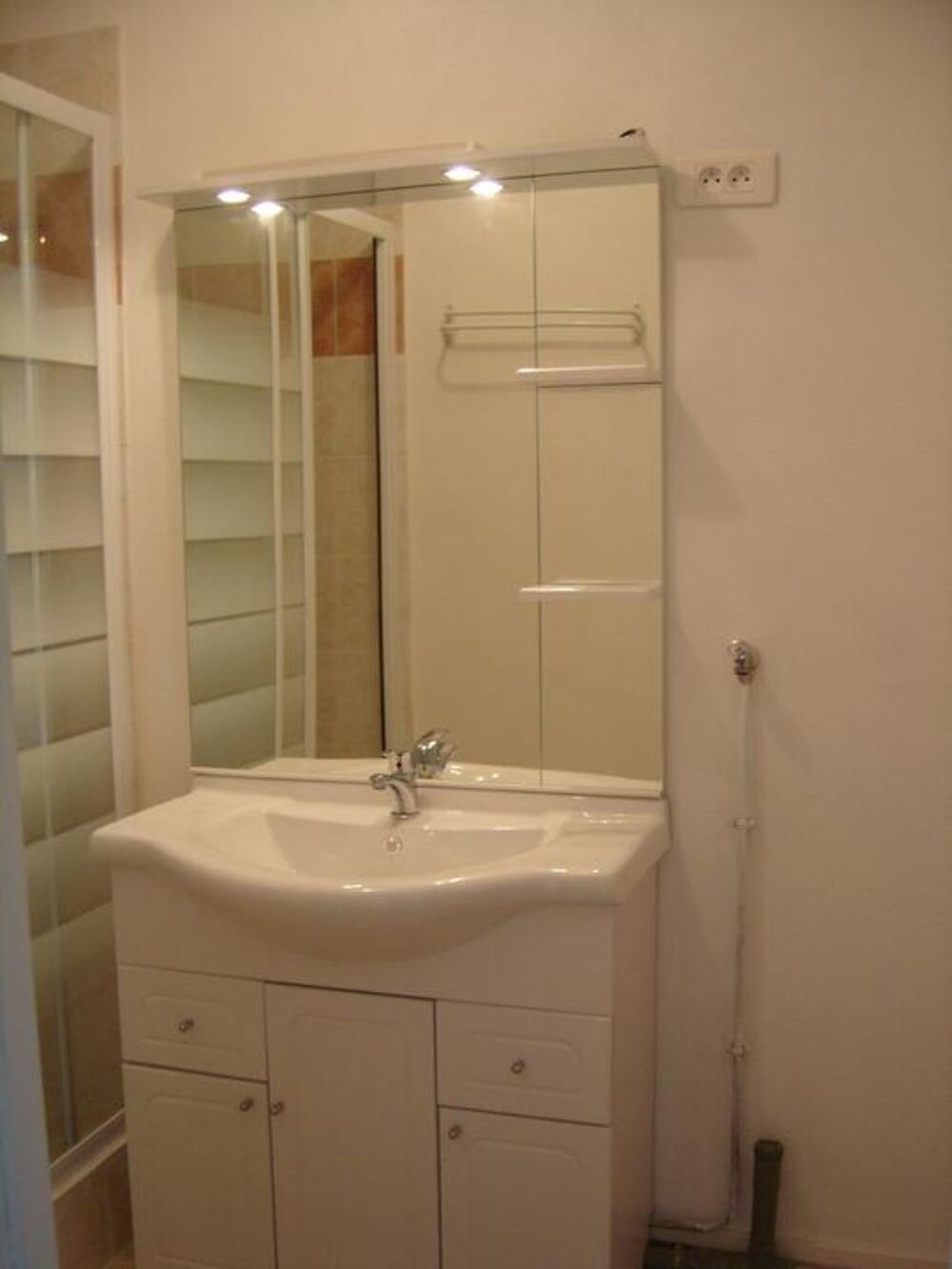Location Appartement Appartement de 73m2 à louer sur Germigny-l'Évêque Germigny l eveque