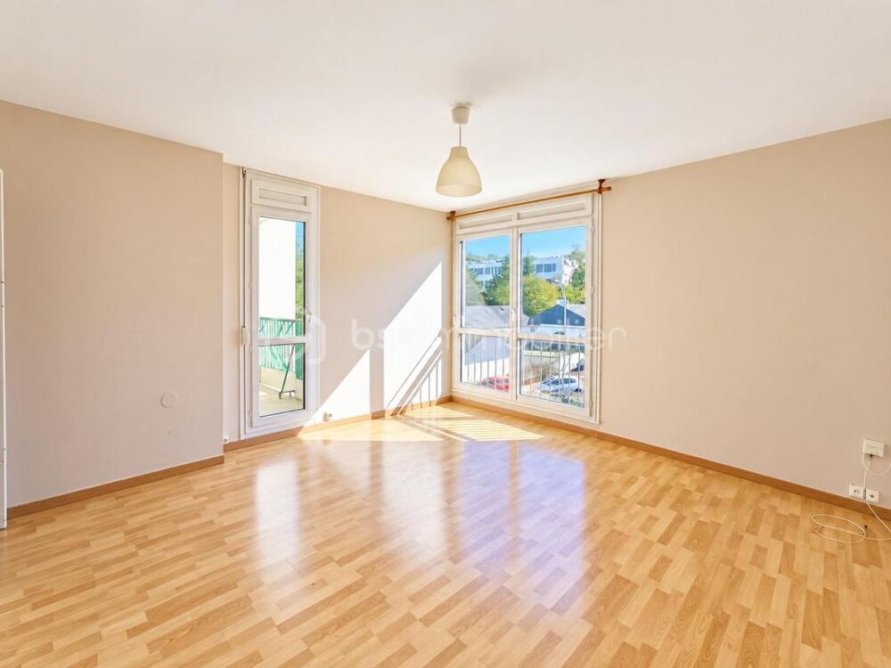 Appartement F3 de 59.61 m², Avon la Butte Montceau, cave et parking