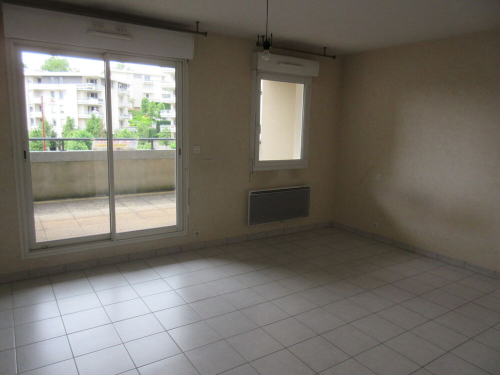 Location Appartement LOCATION STUDIO RODEZ BOURRAN SANS FRAIS D' AGENCE Rodez