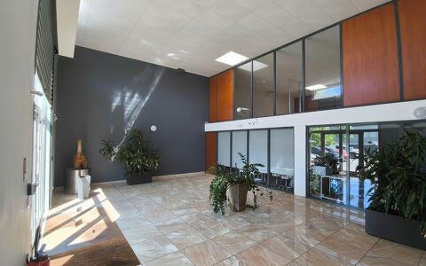   IMMEUBLE DE BUREAUX INDÉPENDANT 701 m² - MONTPELLIER PARC 2000 - FORT RENDEMENT 