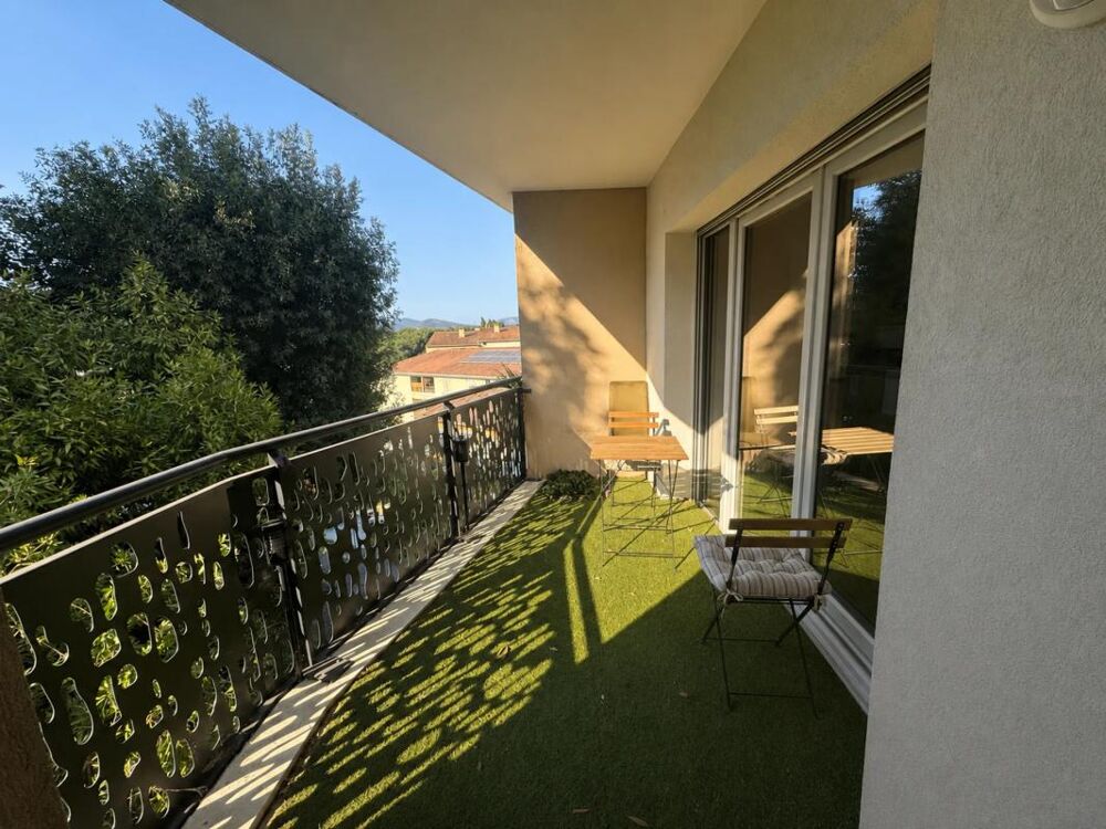 Appartement 2 pièces de 39 m² à Cogolin