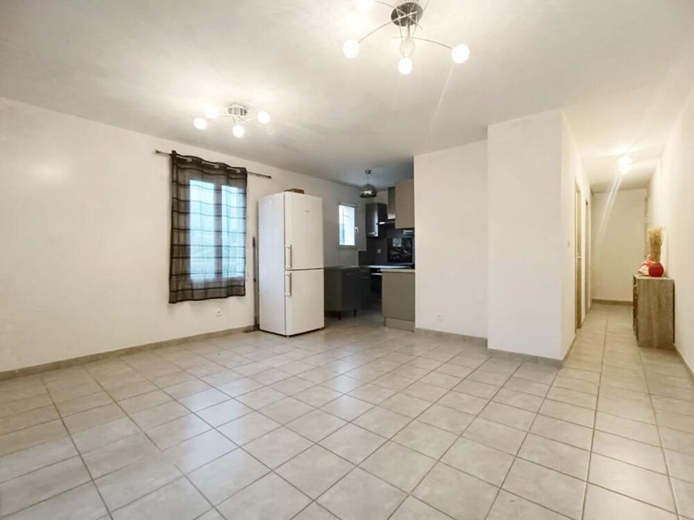 Appartement Saint Chamas 2 pièce(s) + TERRASSE ET PARKING